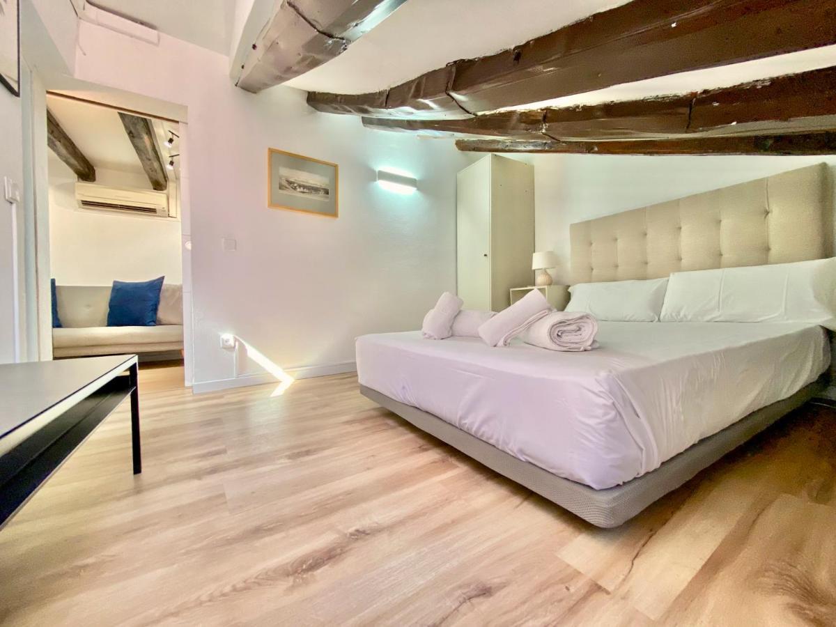 Charming Malasaña Attic Madrid Exterior foto